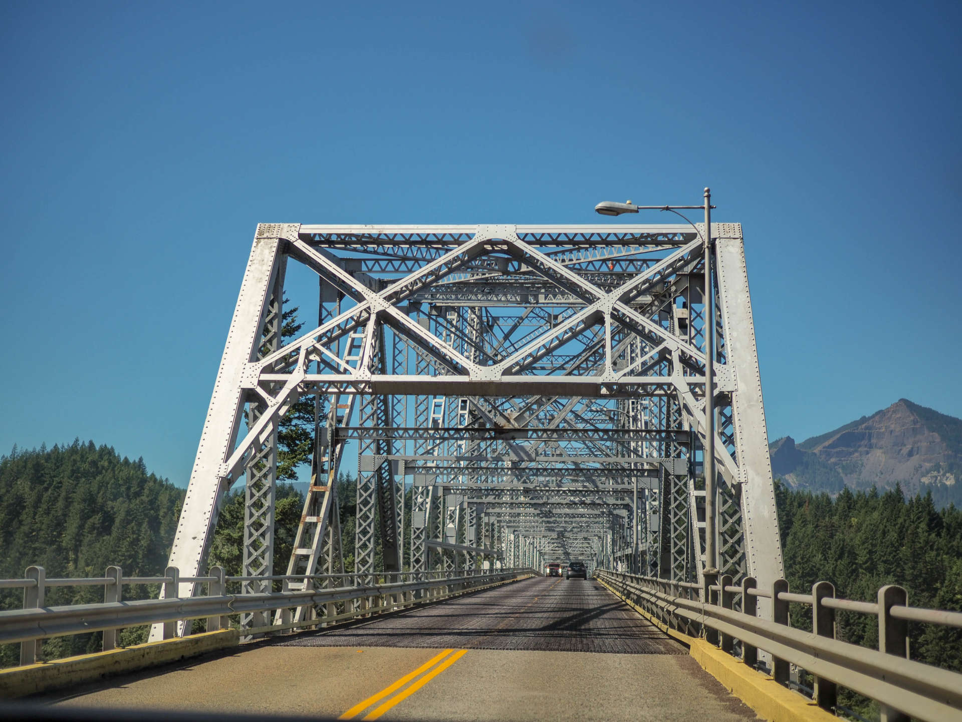 Bridge of the gods Columbia River